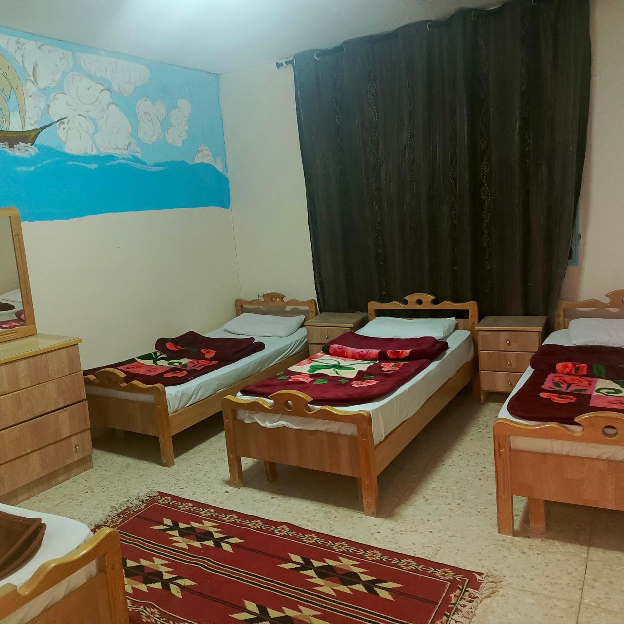 Dana Moon Hostel Exteriér fotografie